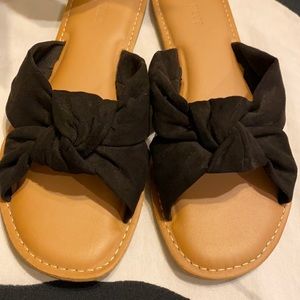 Old Navy slip on’s, black velvet, like new.